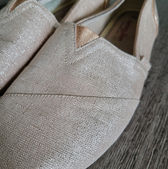 Rose Gold Bobs by Sketchers - Picture 2 of 6